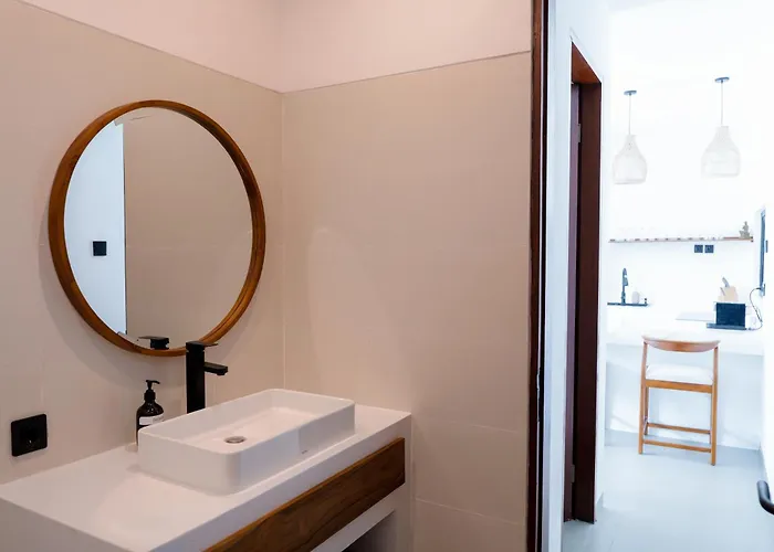 Bingin Townhouse Resort *